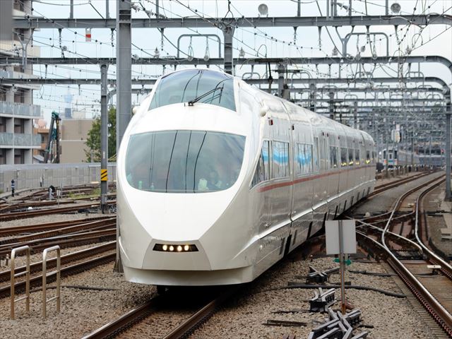 小田急ロマンスカーの画像